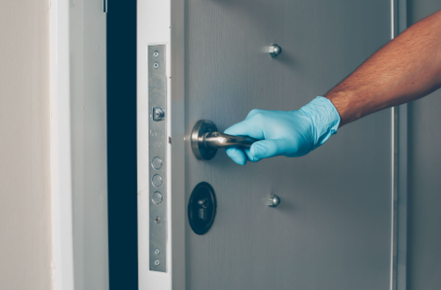 Locksmith Services in Lake Worth Beach FL by 24/7 Super Locksmith Inc securing homes and businesses safely